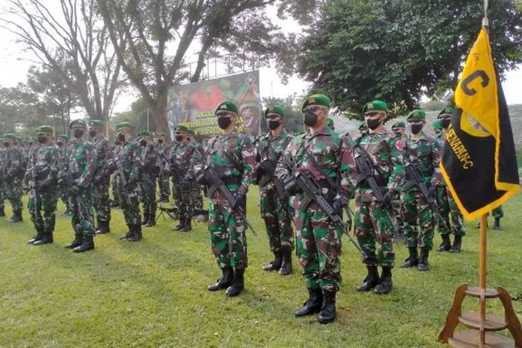 Forkopimda Kota Bogor saat melepas 400 pasukan setan yang akan bertugas di Papua/ Yogi Faisal