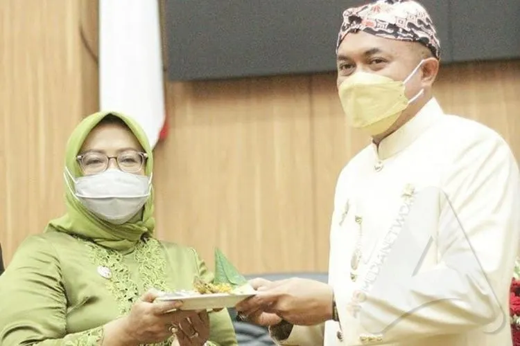 Ketua DPRD Kabupaten Bogor Minta Pemerintah Perbanyak Penggunaan Aksara Sunda / Yogi Faisal