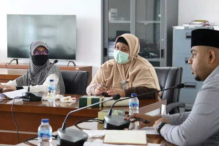 Komisi IV DPRD Kota Bogor saat menggelar rapat evaluasi penanganan Covid-19 bersama Satgas Covid-19 Kota Bogor. (Dok DPRD Kota Bogor)