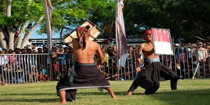 peresean (indonesia.travel.id)