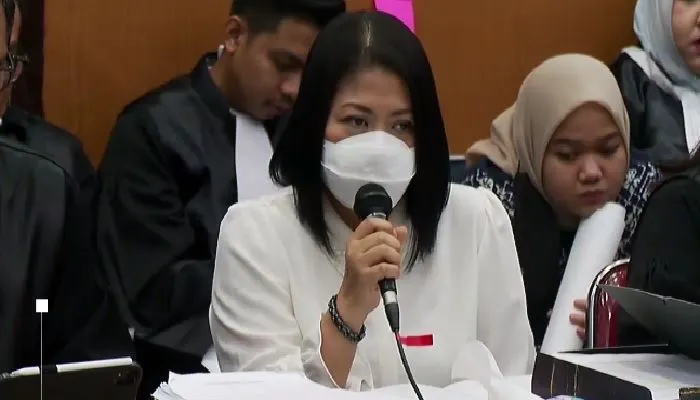 Viral Putri Candrawathi mengamuk usai jaksa mengatakan dirinya tua dan juga membandingkan dengan Vera kekasih dari mendiang Brigadir J.
