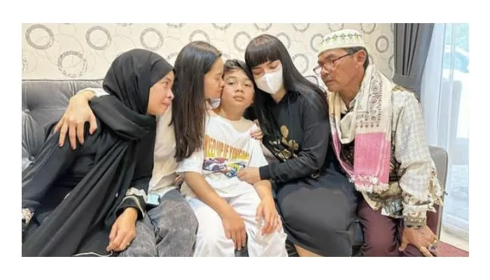 Adik Dinar Candy yang Hilang Akibat Gempa Bumi Cianjur Akhirnya Berhasil Ditemukan, Begini Kondisinya