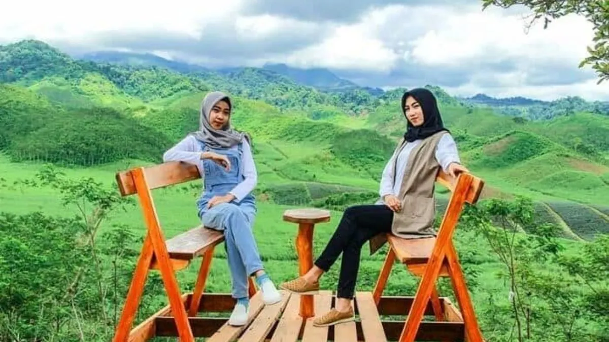 Ilustrasi tempat wisata di Sukabumi.