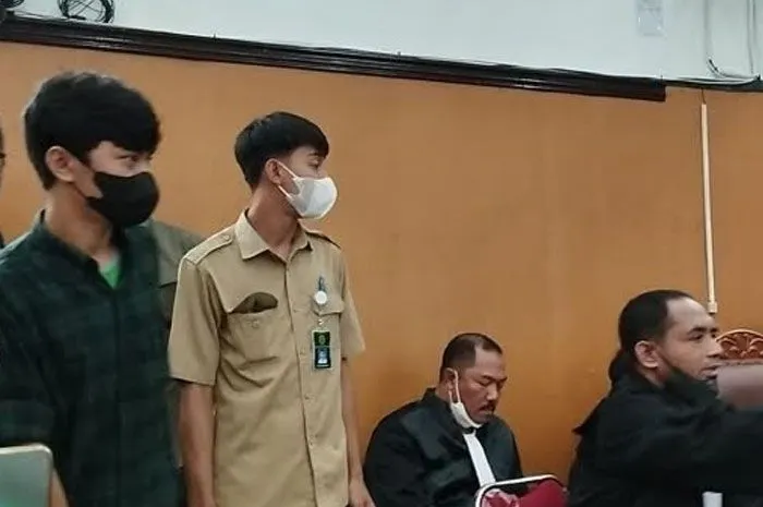 Ahmad Syahrul Ramadhan, sopir ambulanse pengantar jenazah Brigadir J. 
