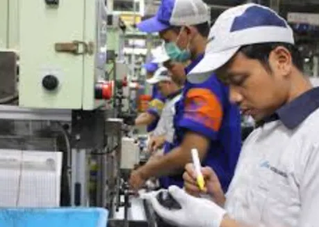 ilustrasi lowongan  Operation Staff