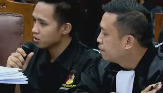 Ada momen lucu saat Richard Eliezer atau Bharada E menanggapi kesaksian salah satunya, yaitu Agus Nurpatria.