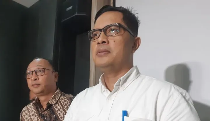 Skenario Baru! Febri Diansyah Ungkap 4 Bukti Pelecehan Seksual Putri Candrawathi, Sprei Kamar Berserakan
