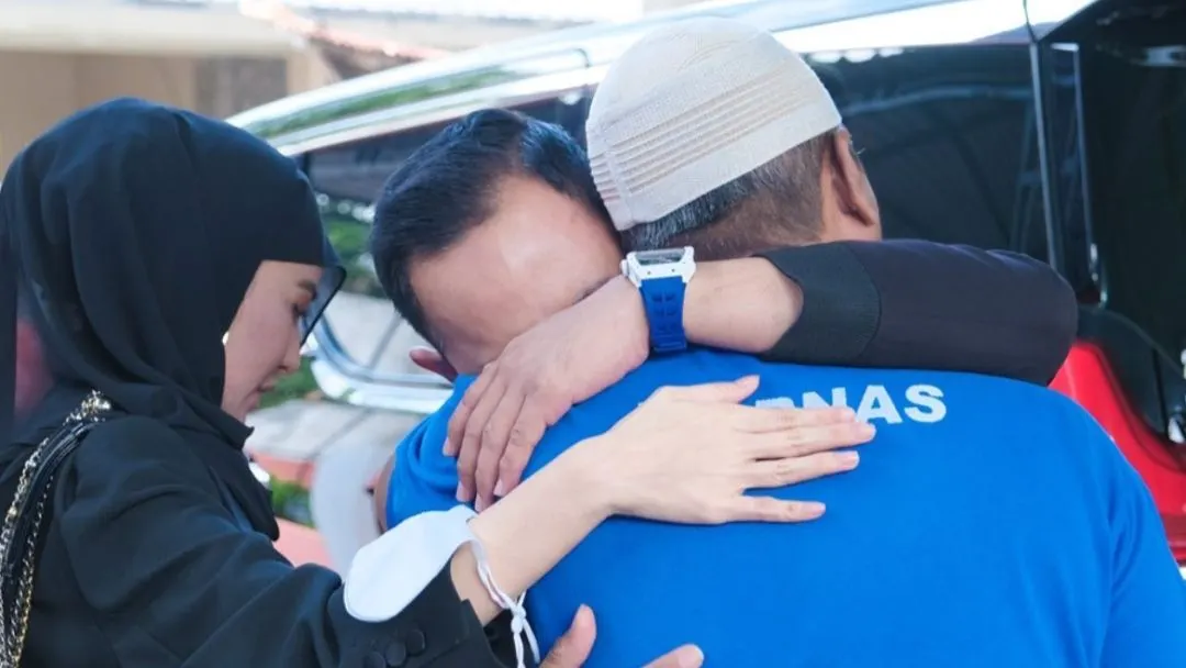 Presiden Arema FC Marathon Berikan Santunan Kepada Keluarga Korban Insiden Kanjuruhan