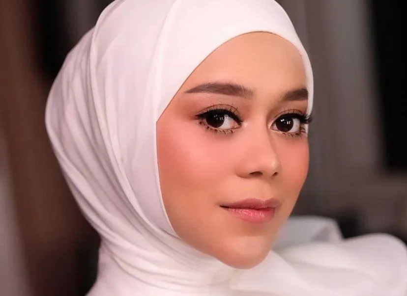 Perjalanan hidup Lesti Kejora hingga penghasilan dan kekayaannya yang fantastis.