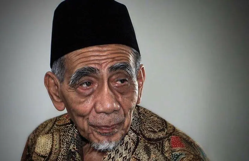 Nasihat Mbah Moen Agar Terhindar dari Penyakit dan Kesialan, Cukup dengan 19 Huruf Ini!