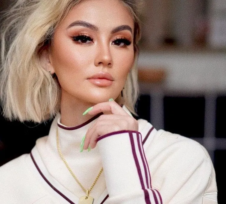  Agnez Mo 