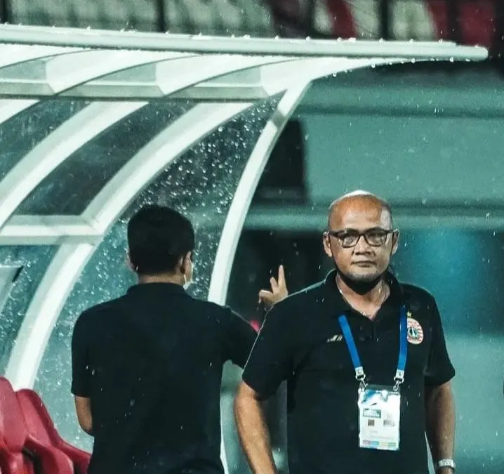 Pelatih baru Persija usai berpisah dengan Angelo Allesio.