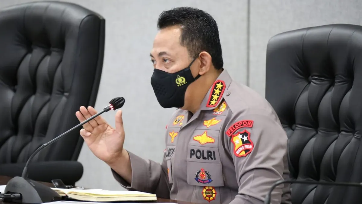 Kapolri Jenderal Pol Listyo Sigit Prabowo. Jelang Nataru, Kapolri mengeluarkan sejumlah instruksi.