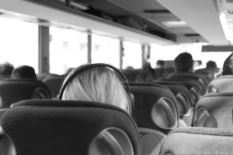 Ilustrasi mudik dengan bus / Pixabay