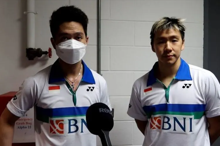 evin/Marcus usai pertandingan di babak 32 besar All England / PBSI