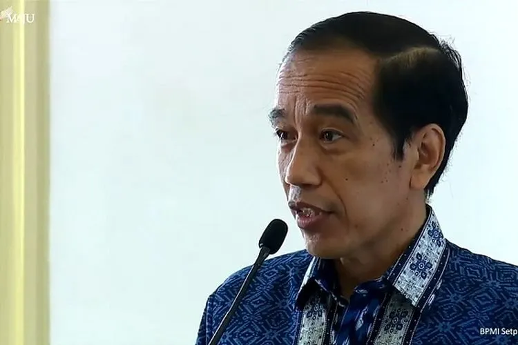 Presiden Jokowi saat menghadiri Peresmian Pembukaan Rapat Kerja Nasional XVII Himpunan Pengusaha Muda Indonesia (HIPMI) 2021/dok: YouTube Sekretariat Kabinet RI.