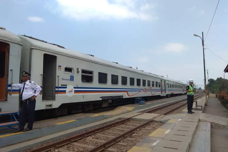 Ilustrasi kereta api (AyoBandung)