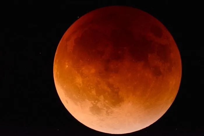 BMKG prediksi terjadinya Gerhana Bulan Total di pekan kedua bulan November 2022.