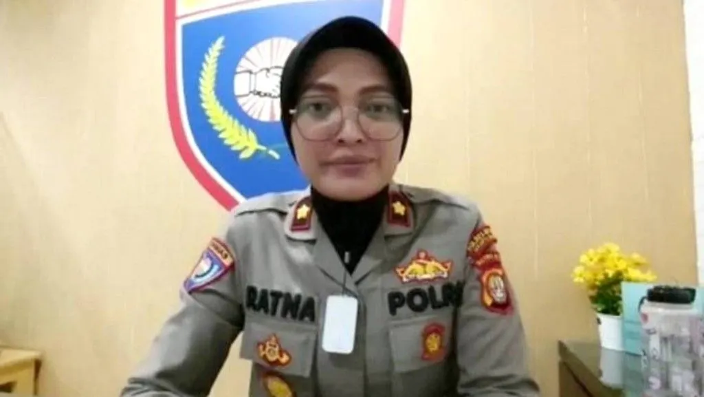 Ratna Quratul Aini.