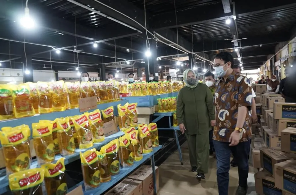  Wamendag Jerry apresiasi dukungan semua pihak karena suplai dan harga minyak goreng di Batam aman. (dok. Kemendag)