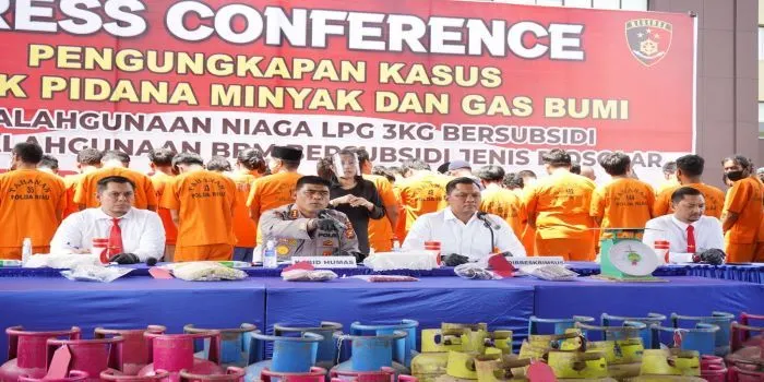 Polisi Bongkar Sindikat Pengoplos LPG dan BBM Bersubsidi