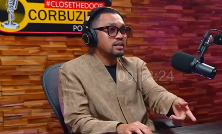 Ahmad Sahroni dalam podcast milik Deddy Corbuzier.