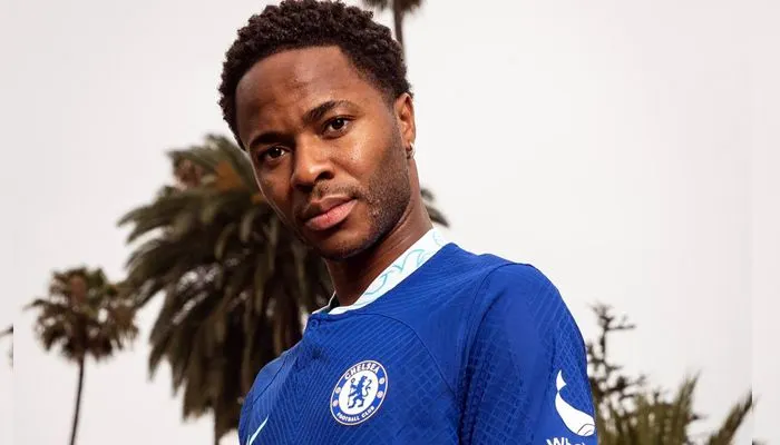 Raheem Sterling berseragam Chelsea