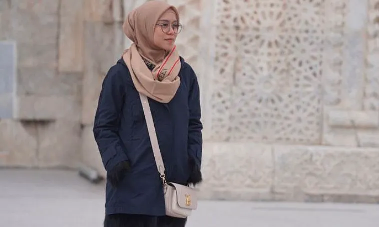 Kuasa hukum Rizky Billar sebut Lesti Kejora telah melanggar KUHP karena pergi Umroh saat laporan sedang berjalan.