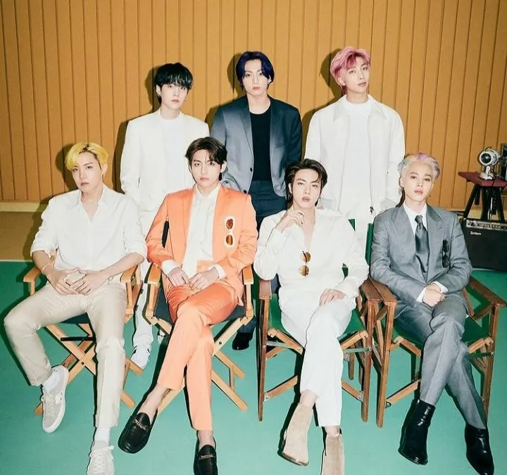 BTS K-Pop yang digandrungi remaja dunia.