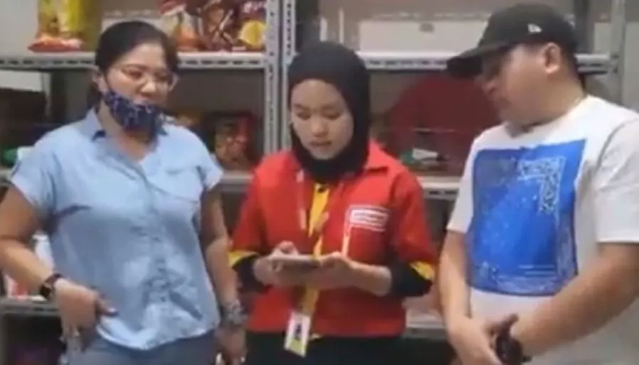 Viral di Medsos, Alfamart Tunjuk Hotman Paris Sebagai Pengacara Kasus Pencurian Coklat