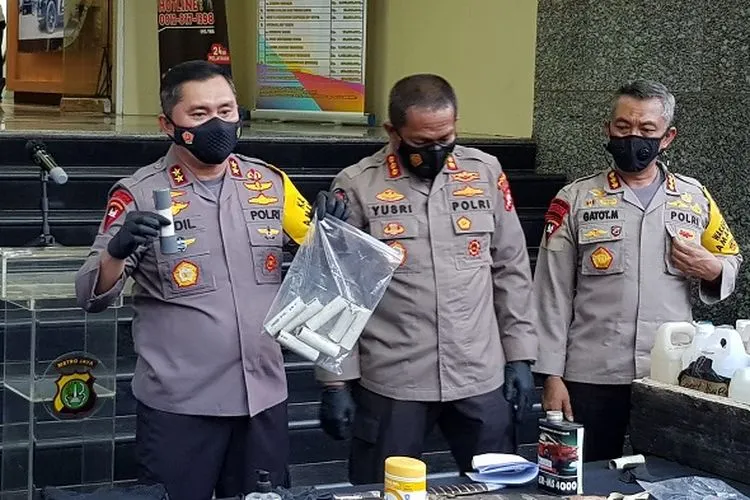 Kapolda Metro Jaya Irjen Pol Fadil Imran (kiri)/ayojakarta/fichri hakiim