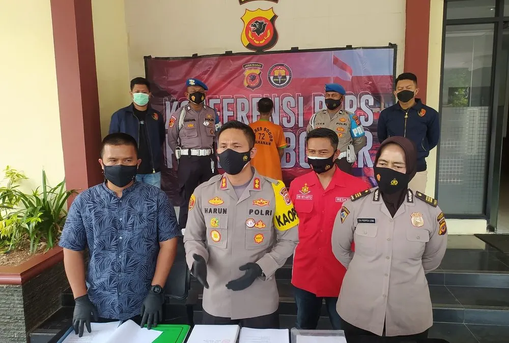 Jajaran Polres Bogor saat memberikan keterangan resmi kepada awak media (Yogi Faisal)