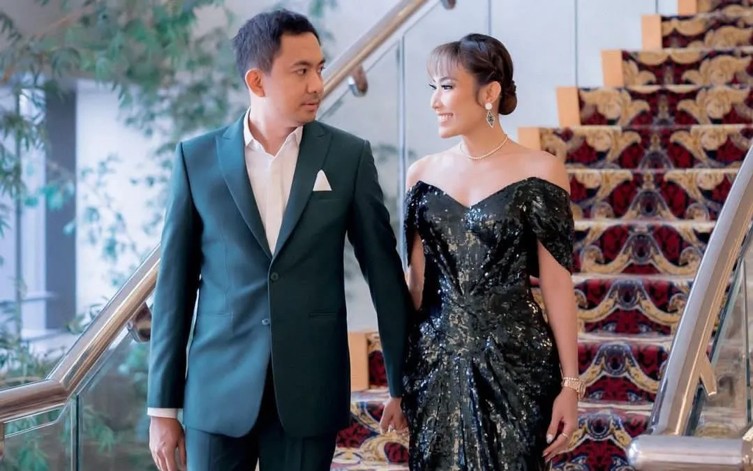 Ayu Dewi dan Regi Datau, foto: Instagram