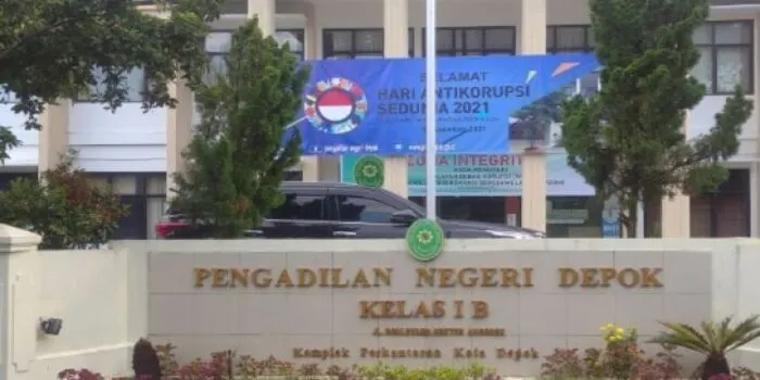 Gedung Pengadilan Negeri (PN) Depok yang lockdown karena ada yang terpapar Covid-19.
