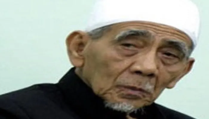 Mbah Moen Ungkap Amalan Rebo Wekasaan untuk Tolak Bala dan Musibah