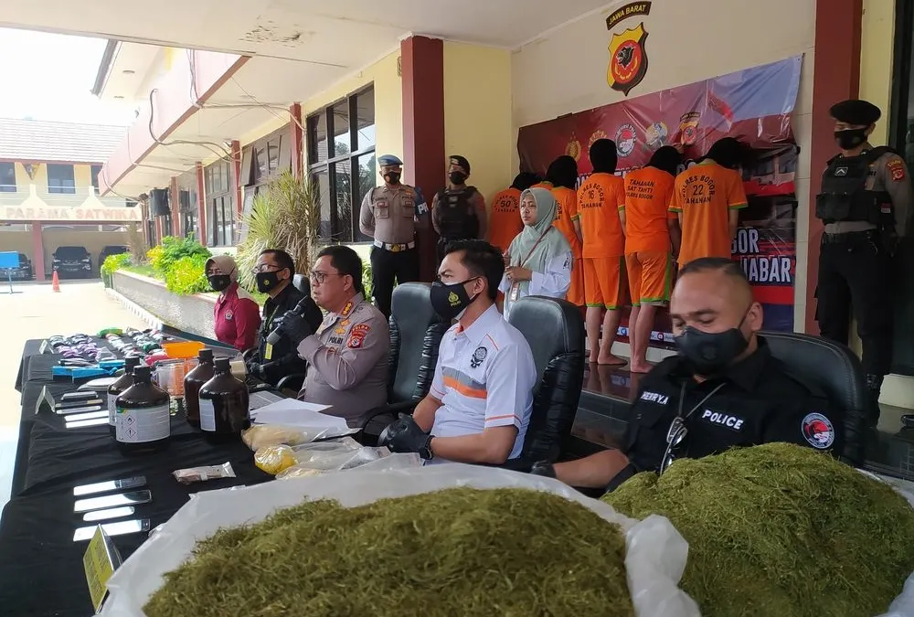Polda Jawa Barat dan Polres Bogor saat memberikan keterangan resmi kepada awak media di Mako Polres Bogor (Yogi Faisal)