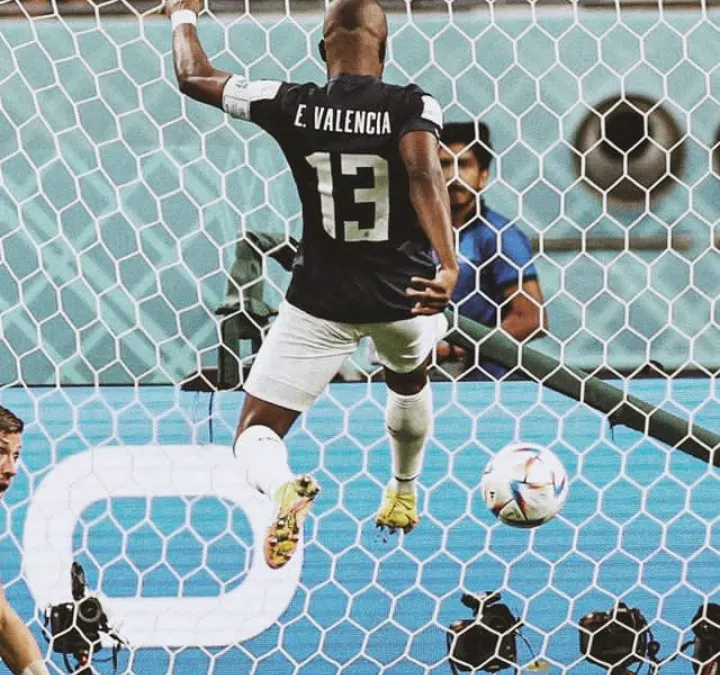 Meski Cedera Saat Perkuat Ekuador di Piala Dunia 2022, Gol Enner Valencia Mengantarkannya Menjadi Top Skor   