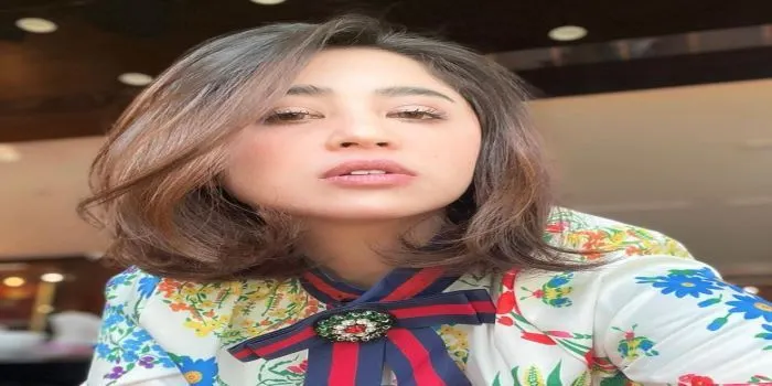 Dewi Persik turut menanggapi laporan KDRT yang dicabut Lesti Kejora/ Instagram @dewiperssik9