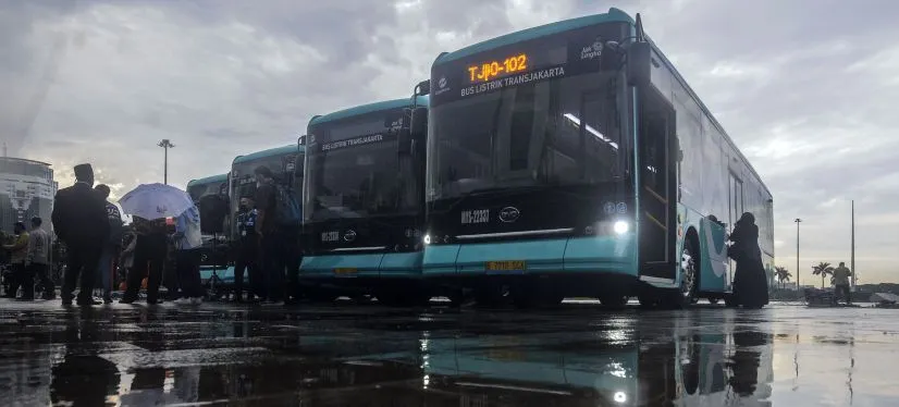 Foto ilustrasi TransJakarta. Bus TransJakarta akan digunakan untuk menjemput warga guna mengantarkan ke lokasi Malam Puncak HUT ke-495 Jakarta di JIS dan diakses gratis.