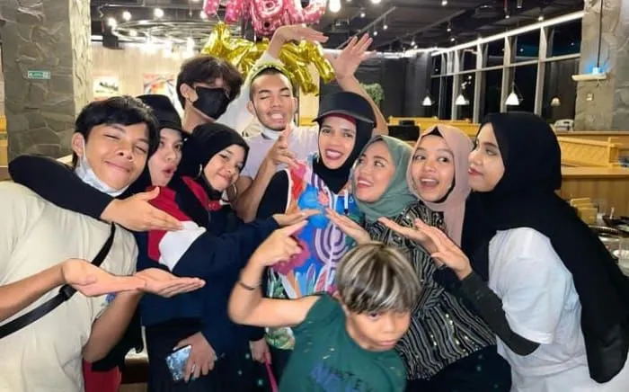Postingan Gen Halilintar Ini Diduga Sindir Thariq yang Dinilai Lebih Pentingkan Fuji daripada Ultah Sang Ibu