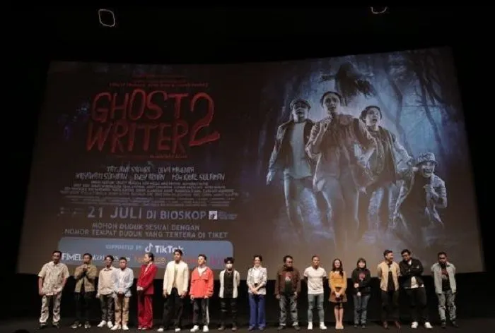 Gala premier film horor komedi Ghost Writer 2