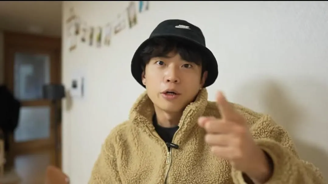  YouTuber Jang Hansol mendadak menjadi perbincangan publik usai mengunggah konten Halloween Party Party di Itaewon.