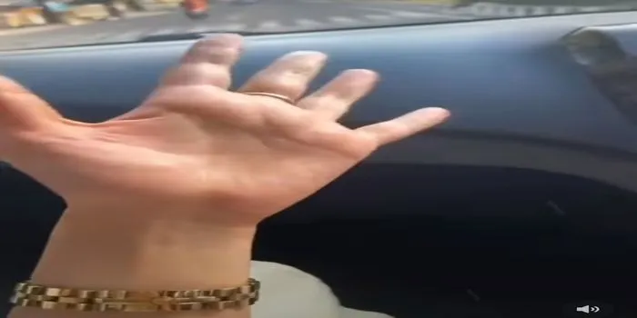 Curhatan Seorang Wanita yang Alami Hiperhidrosis, Tangannya Selalu Basah Bahkan Menetes hingga Bingung Bila Mau Salaman/ @nyinyir_update_official
