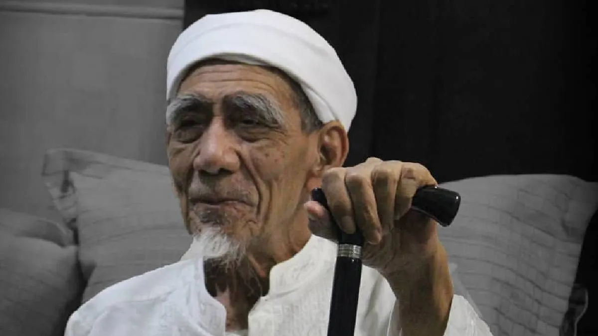 KH Maimun Zubair.