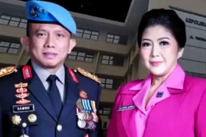 Irjen Pol Ferdy Sambo dan istrinya, Putri Candrawathi.
