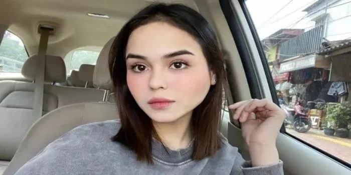 Selebgram Laura Anna.