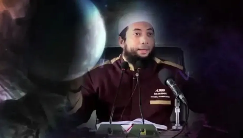 Adab Berhubungan Suami Istri Dalam Islam menurut Ustad Khalid Basalamah