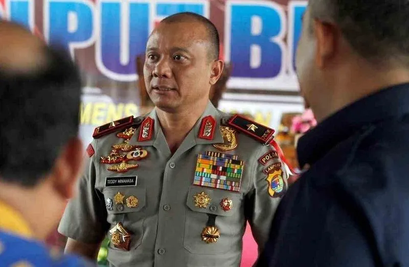 Polisi yang terseret dengan kasus Irjen Teddy Minahasa sudah non-job dan tercancam dipecat dari Polri.