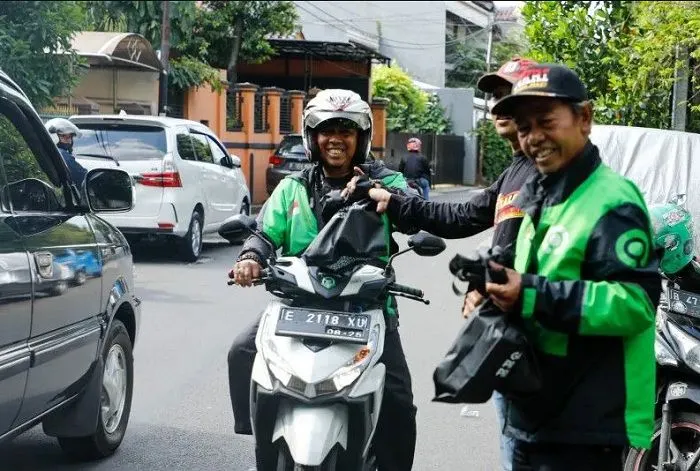 Reaksi Driver Ojol Soal Keputusan Kemenhub Menaikan Tarif Ojek Online
