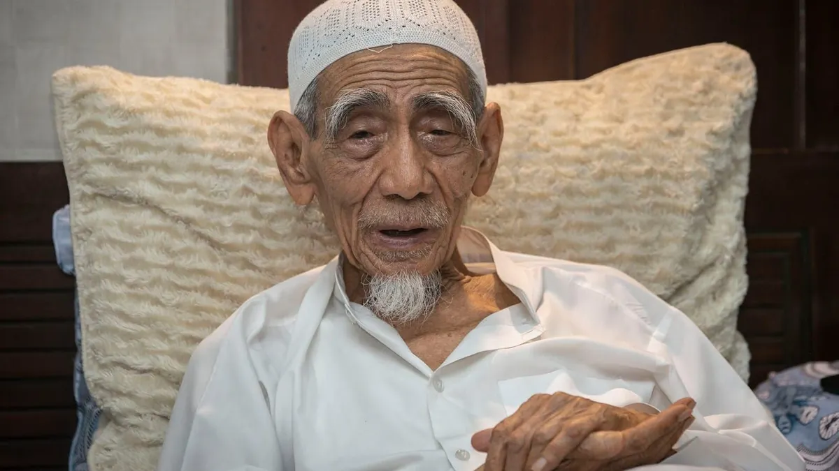 Mbah Moen ungkap surat di Al-Quran yang bisa mendatangkan rezeki hingga membuat seseorang kaya raya.